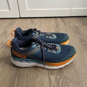 Hoka One One Time to Fly Running shoes Size 10